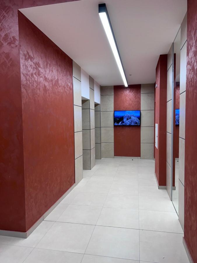 A-Brilliant, New! Spacious & Modern Apartment In Varna Whit Garage Buitenkant foto
