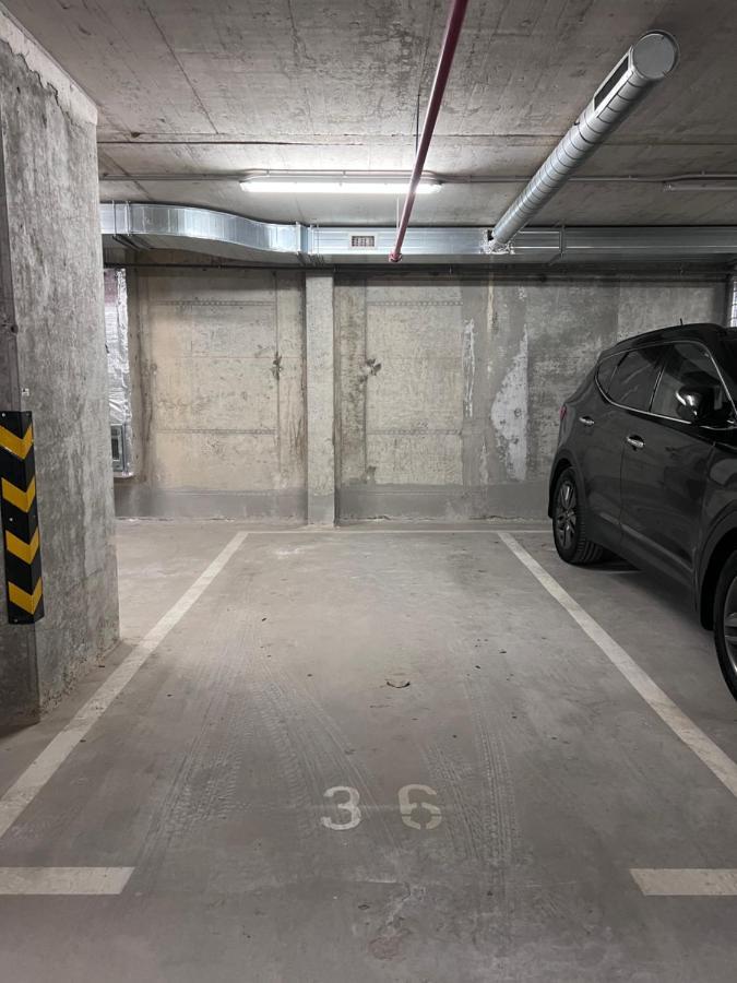 A-Brilliant, New! Spacious & Modern Apartment In Varna Whit Garage Buitenkant foto