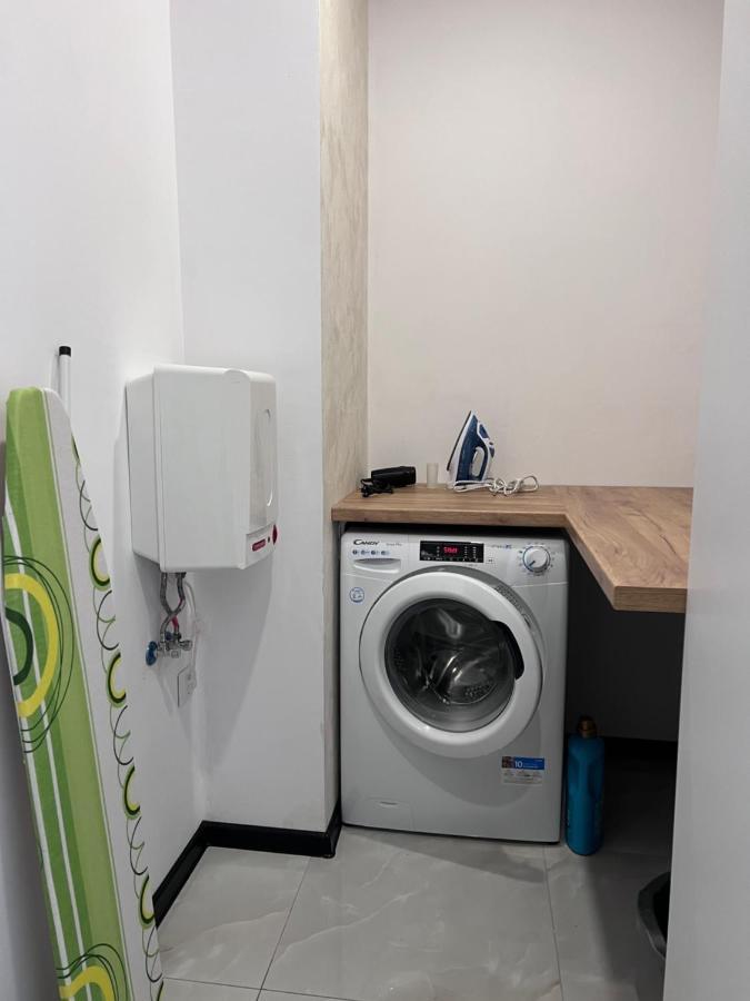 A-Brilliant, New! Spacious & Modern Apartment In Varna Whit Garage Buitenkant foto